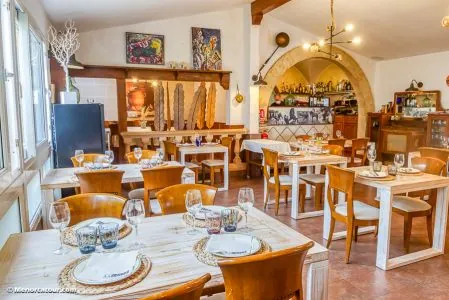Restaurante La Venta, Sant Lluís (Menorca): local y terraza (2)